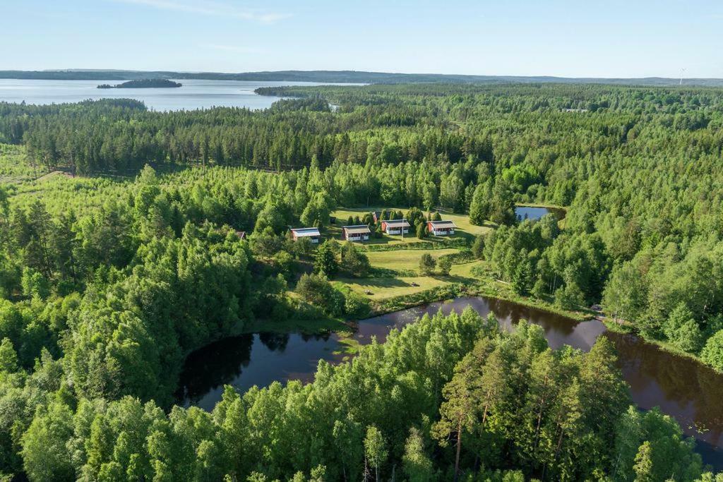 ホテル Alebro Stugby Norrhult エクステリア 写真