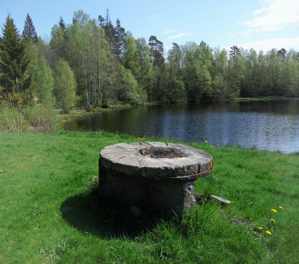 ホテル Alebro Stugby Norrhult エクステリア 写真